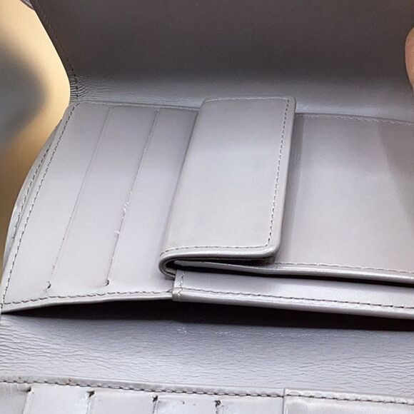 Vintage EUC Louis Vuitton Tri Fold Wallet - Picture 5 of 7